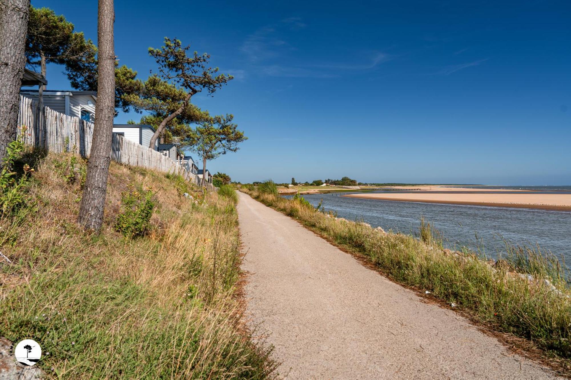 Camping Les Violettes La Faute-sur-Mer Exterior photo