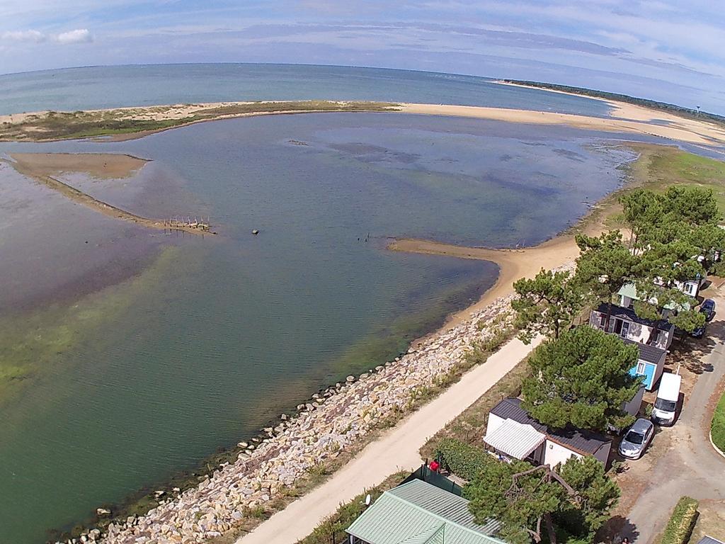 Camping Les Violettes La Faute-sur-Mer Exterior photo